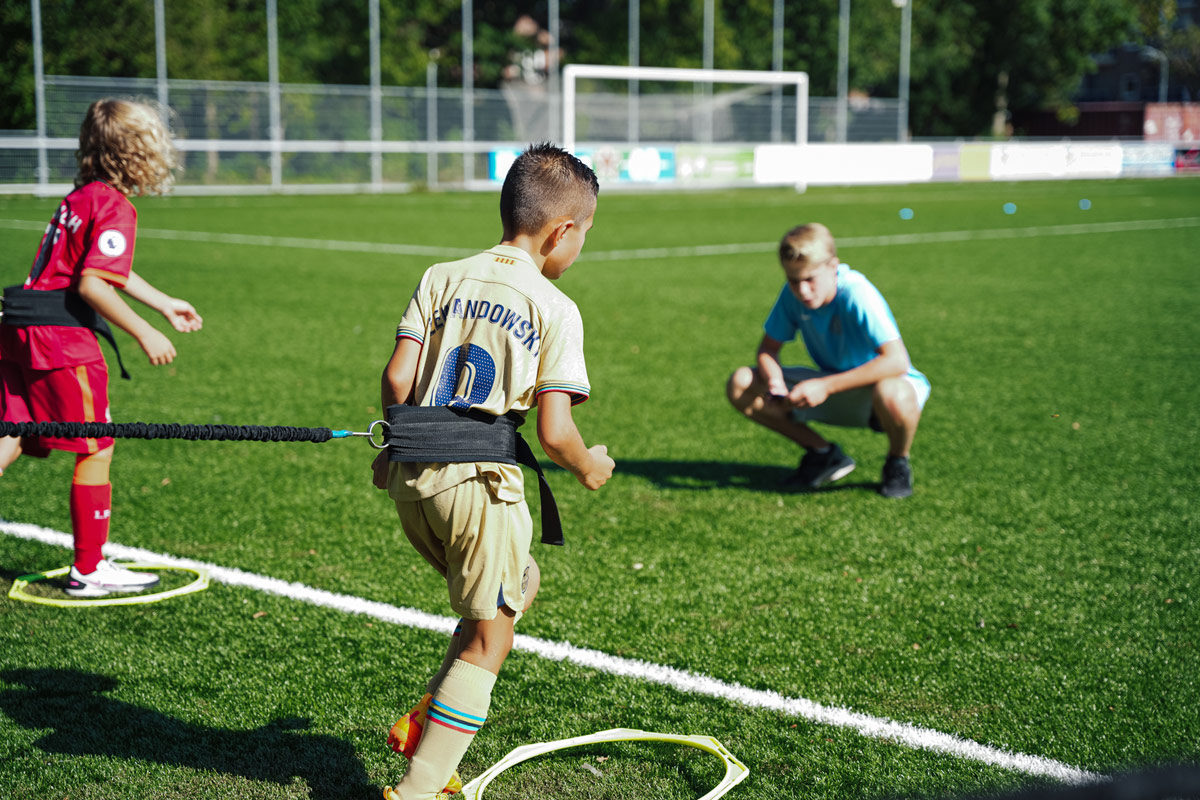 Voetbal Clinic - JR Academy